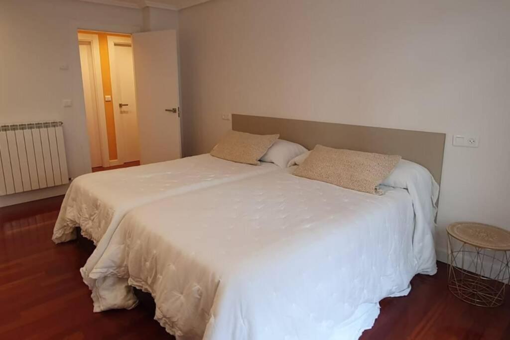 Centrico Apto Cangas De Onis, Cerca Puente Romano Apartment Exterior photo