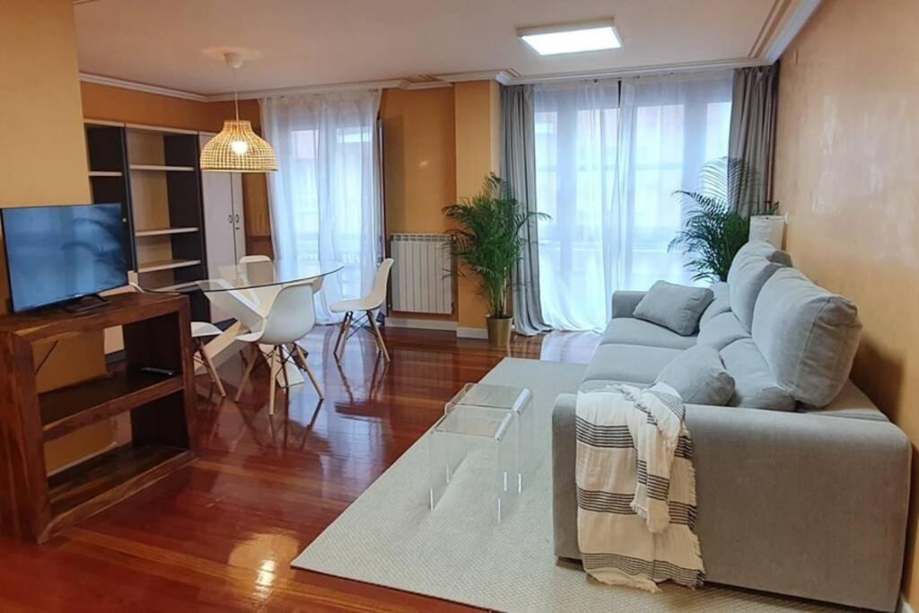 Centrico Apto Cangas De Onis, Cerca Puente Romano Apartment Exterior photo