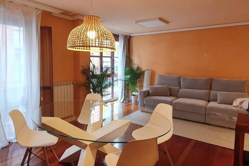 Centrico Apto Cangas De Onis, Cerca Puente Romano Apartment Exterior photo